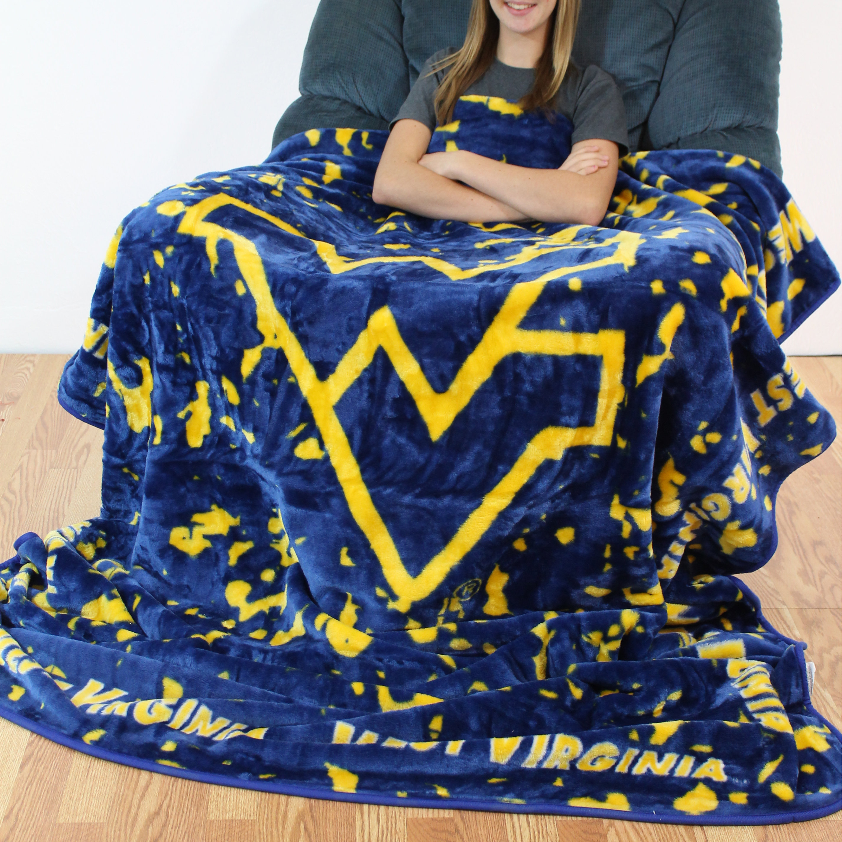 College Covers NCAA West Virginia Throw Blanket & Reviews Wayfair