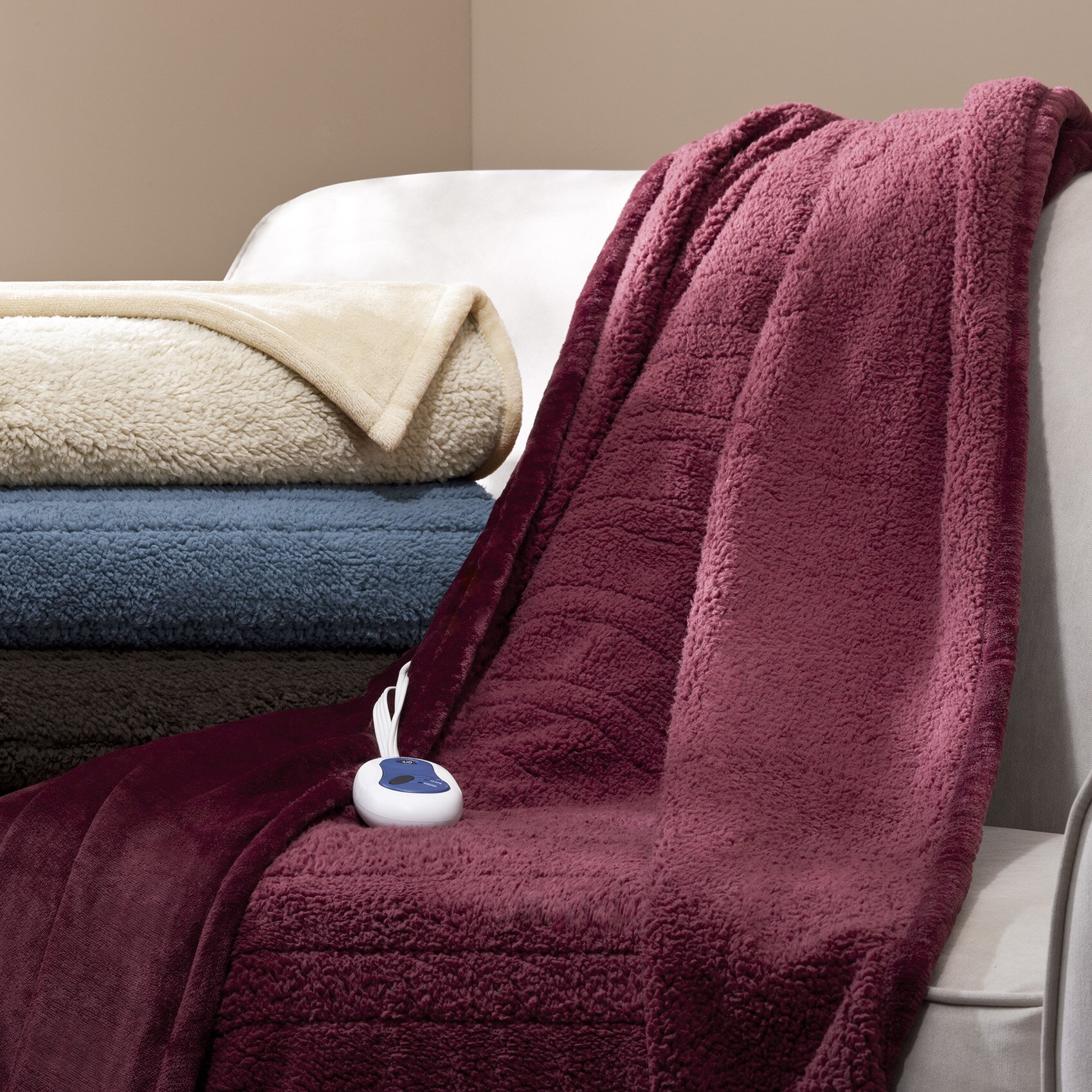 Beautyrest Solid Berber Heated Throw Blanket & Reviews ...