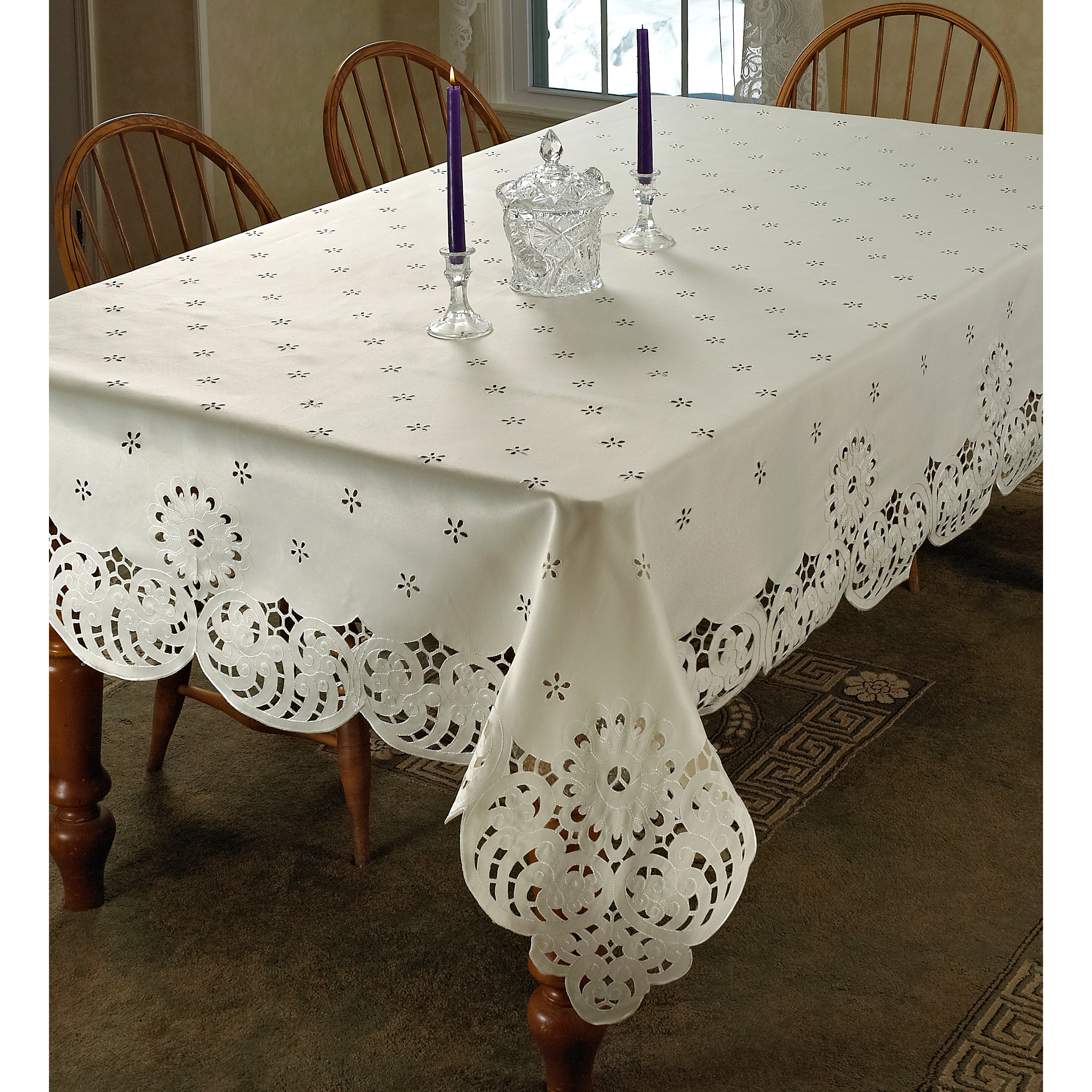 Violet Linen Daisy Tablecloth & Reviews | Wayfair