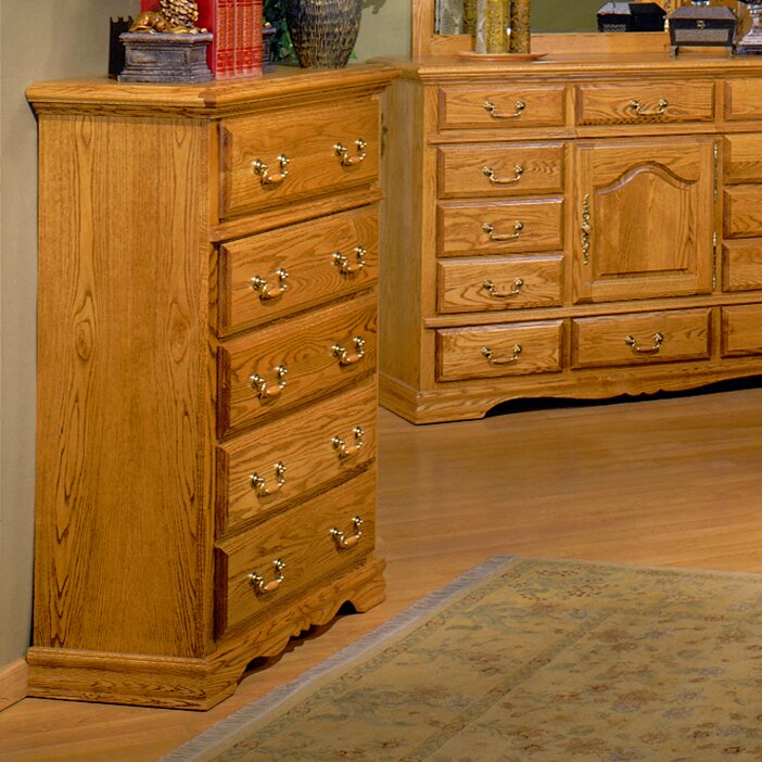 Country Heirloom 5 Drawer Chest